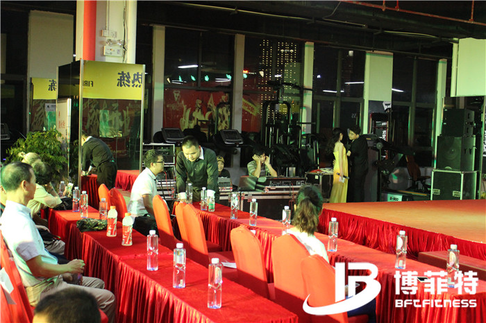 热练健身房开业活动 黄色软件app大全免费下载2023客户健身房案例，广州黄色软件app大全免费下载2023健身器材