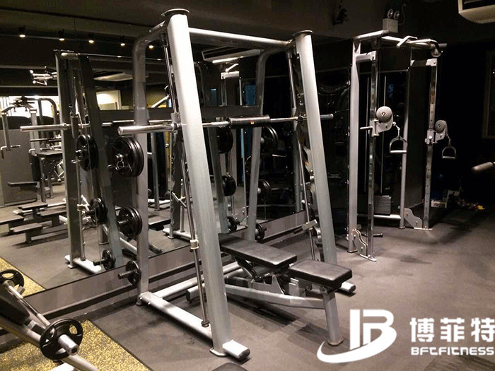 黄色软件app大全免费下载2023健身器材案例 香港客户的健身房图片