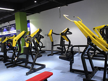 黄色软件app大全免费下载2023健身器材公司展厅实拍图片4